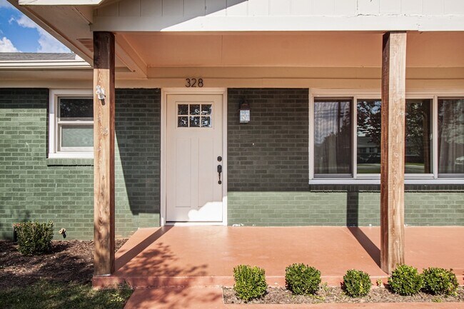 Photo - 328 Margo Ln