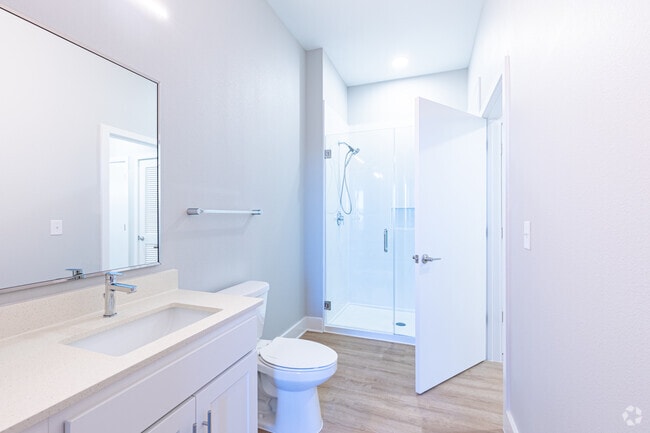 Annadale- 1BR, 1BA