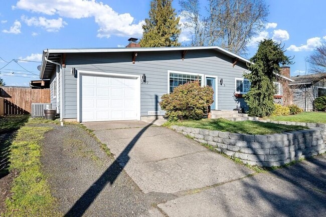 Photo - 2577 Elysium Ave