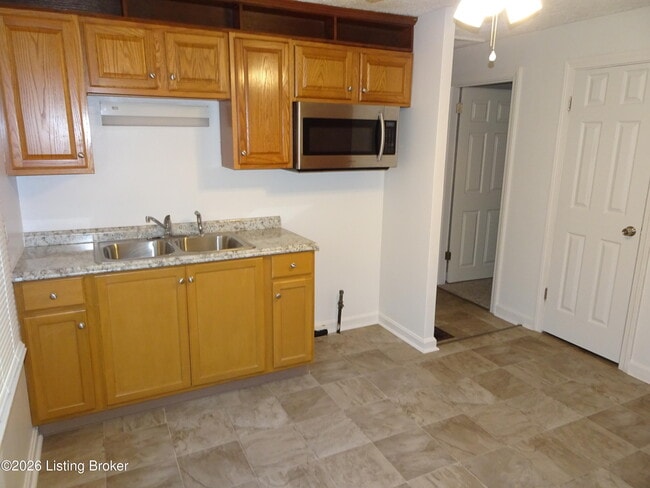 Photo - 226 Downes Ln