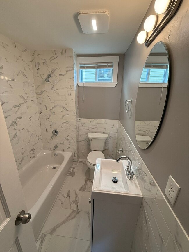 17 Marcy Rd Unit 2
