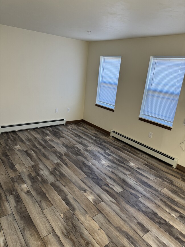 Photo - 1058 Egg Harbor Rd