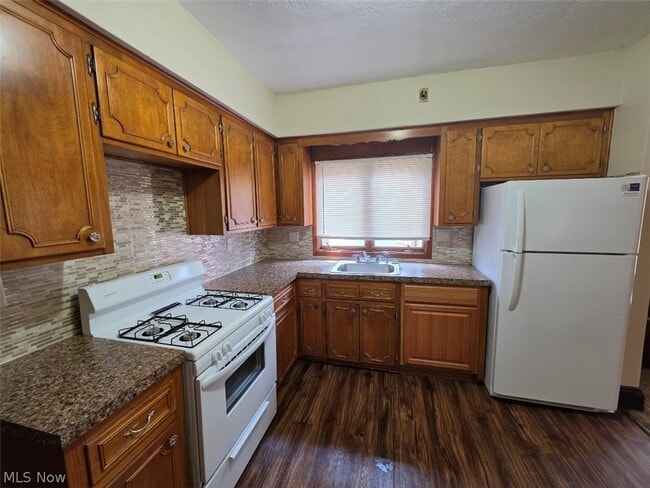 Photo - 4100 Mapledale Ave Unidad #2