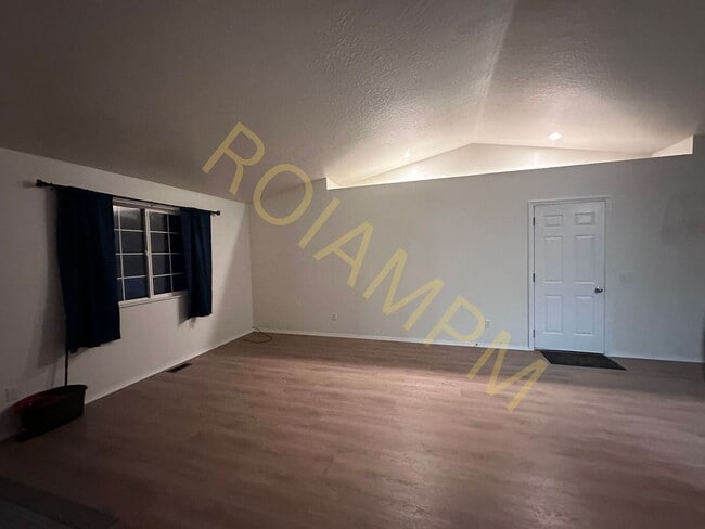 Photo - 180 E Lake St Unit D