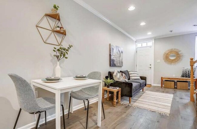 Photo - 42 E Barney St