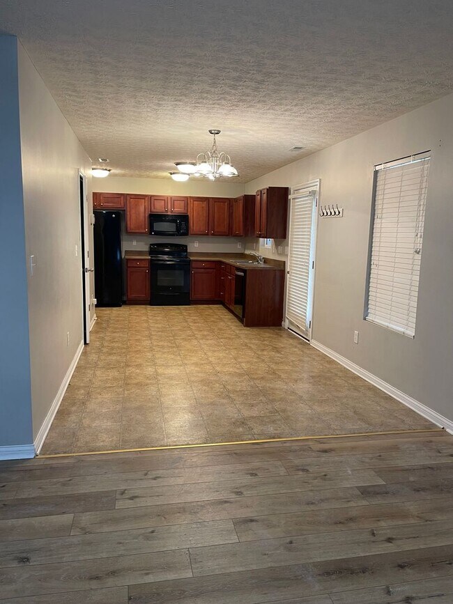 Photo - 7128 Blue Stream Ct