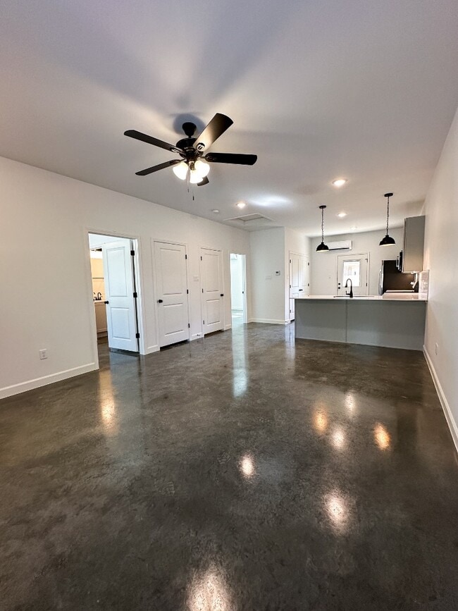 1612 Crosswood Ct