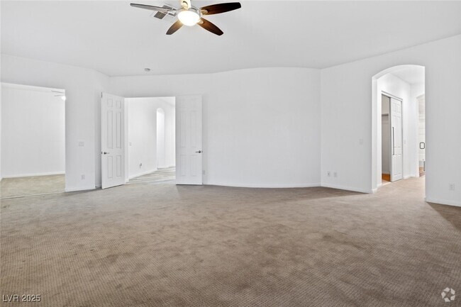 Building Photo - 4630 Laguna Vista St Rental