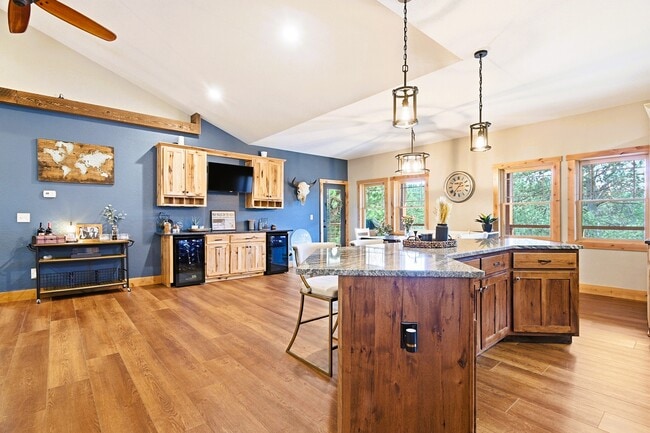 Photo - 27660 Pine Dr