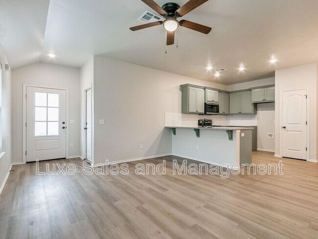 Photo - 10614 Lawson Pl Rd