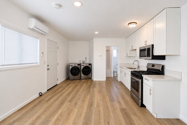 1068 E J St Unit 2