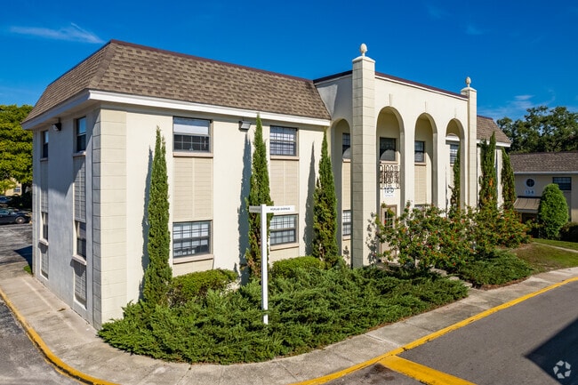 4111 N Poplar Ave Tampa, FL - The Flats at Seminole Heights