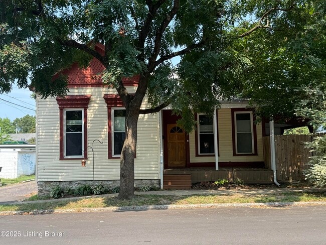 Building Photo - 611 Cooper St