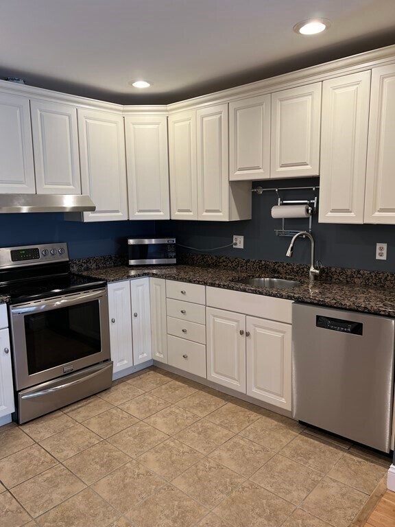 Photo - 33 Sleeper St Unidad 410