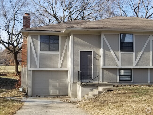 Building Photo - 8902 Haskins St Unit 8902 Rental