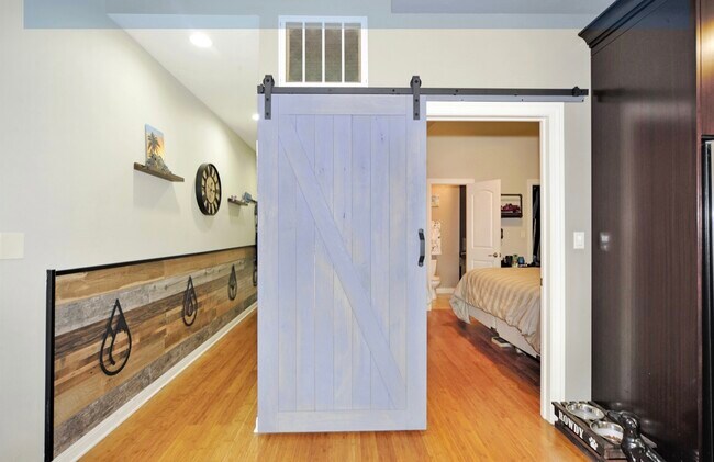 Photo - 331 S Green St Unidad 6C