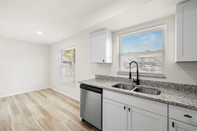 Photo - 14224 Village Terrace Dr