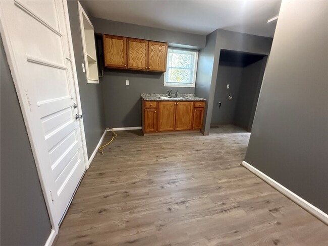 Photo - 223 La Motte Ln