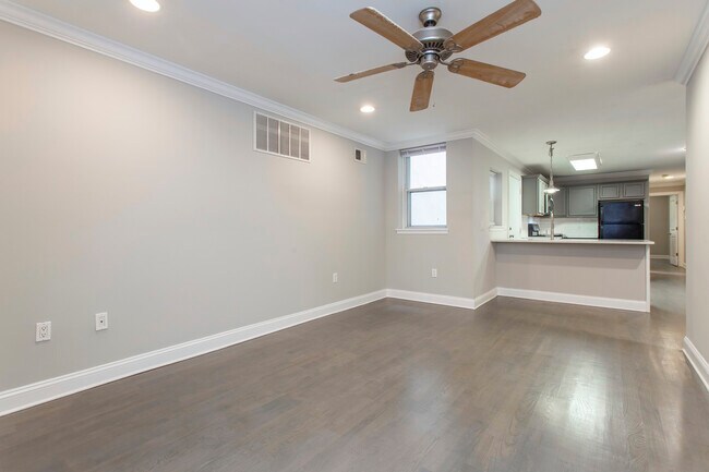 Building Photo - 763 S 15th St Unit 1