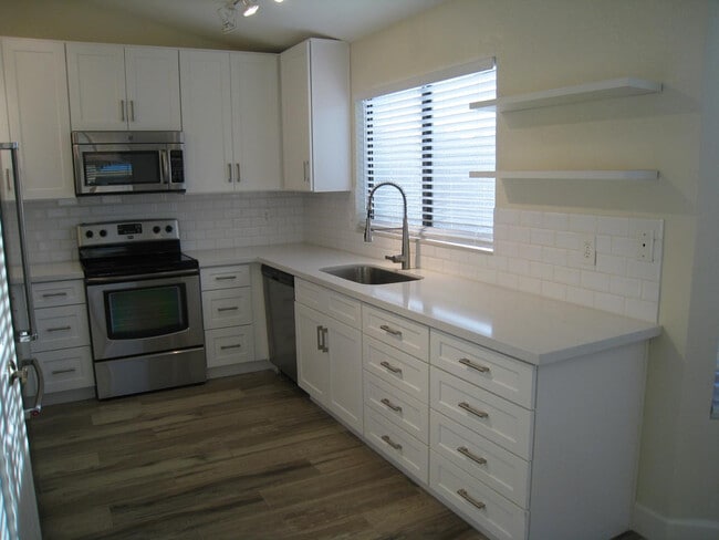 Photo - 11104 N 110th Pl