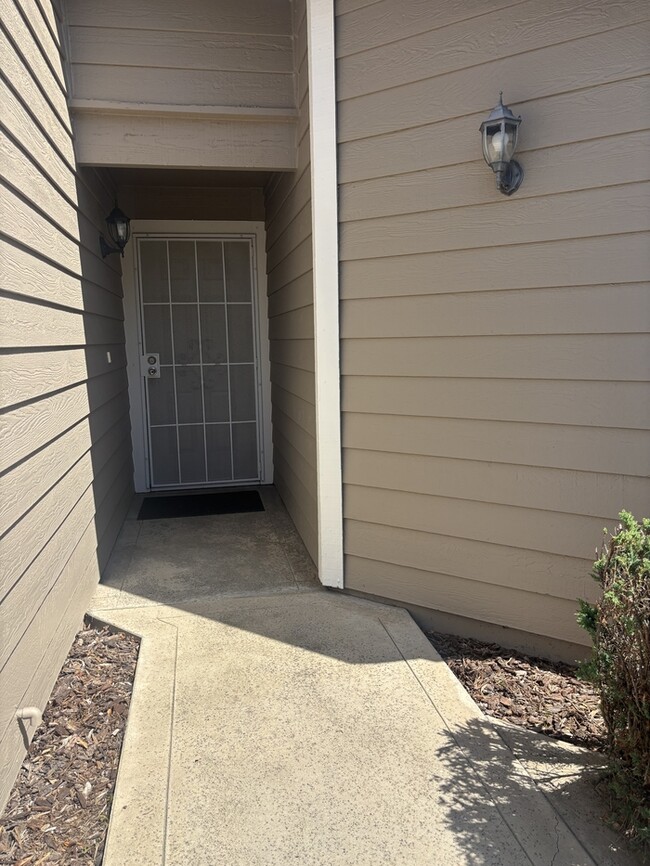 Photo - 2213 Camborne Dr