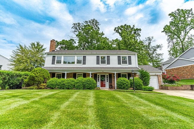 Building Photo - Spacious 4-bedroom home in West Springfield!