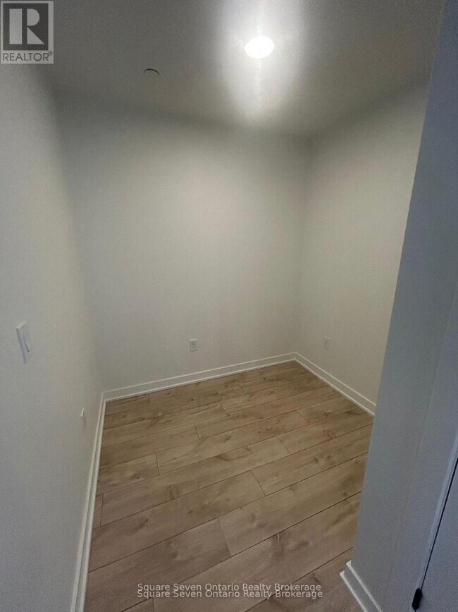 Photo - 720 Whitlock Ave Unité 514