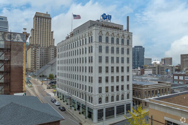The Commonwealth