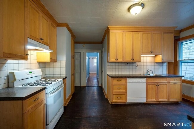 Photo - 166 Beaver St Unidad 1