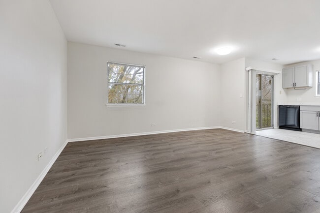 Photo - 27 N Victoria Ln Unidad H