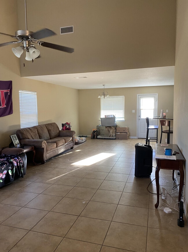Photo - 2502 Horse Shoe Dr