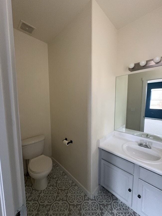 Photo - 5198 Dovetail Ln