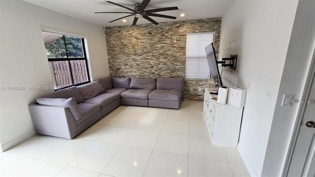 Photo - 10032 NW 87th Terrace