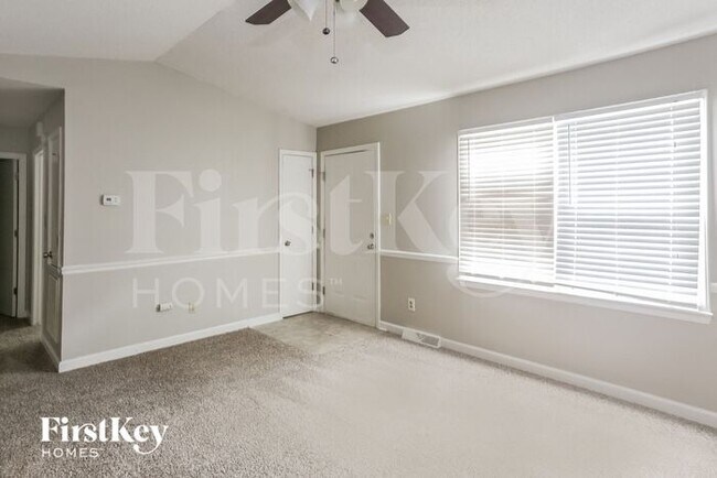 Photo - 3420 Redstones Rd