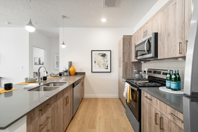 Photo - The Henley Apartments