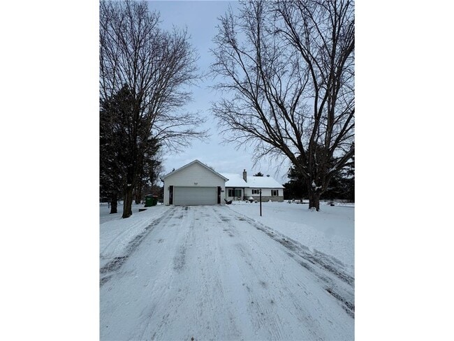 Building Photo - 3663 125th Ave NE