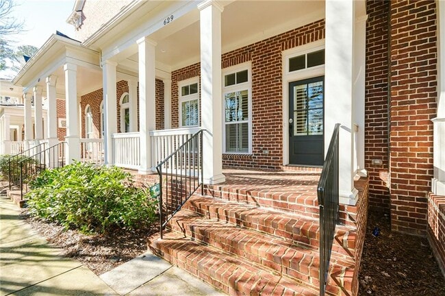 Photo - 629 Brennan Dr