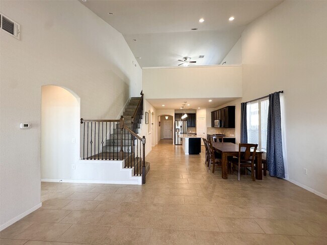 Photo - 5334 Silver Ledge Dr