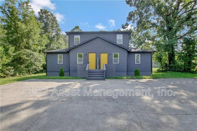 Building Photo - 551 Valley Hill Rd SE Unit A