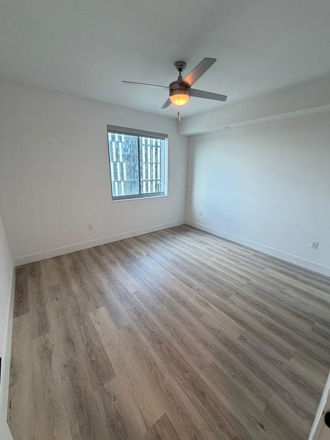 Photo - 41 NW 31st St Unit B4