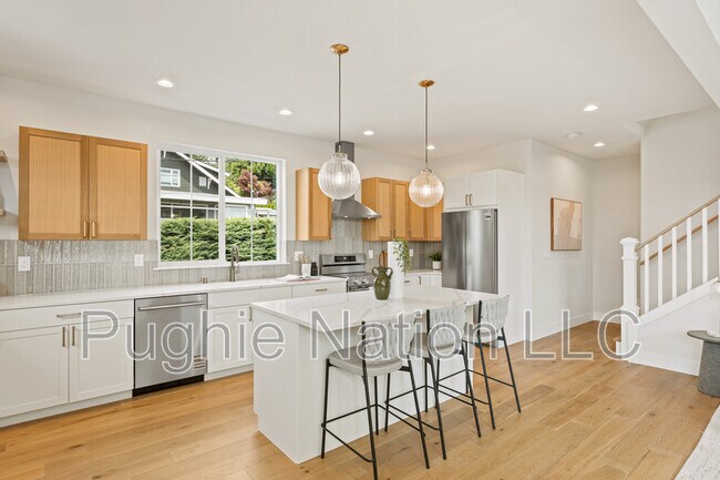 Photo - 4142 3rd Ave NW