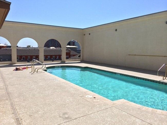 Photo - 2505 San Gabriel St Unit 204