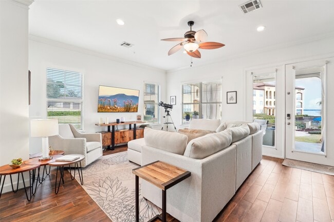 Building Photo - 17040 W Farm To Market 1097 Unit 4101 Rental