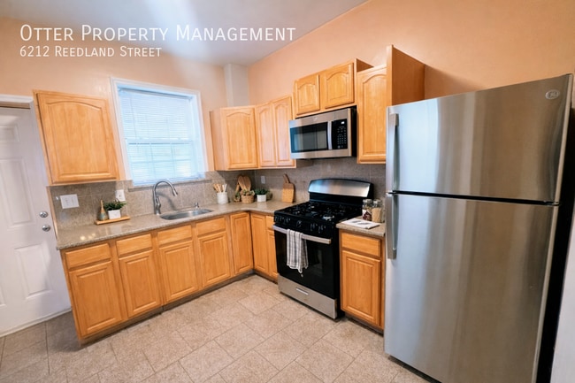 Photo - 6212 Reedland St