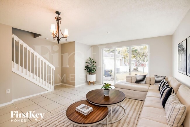 Photo - 2281 NE 42nd Cir