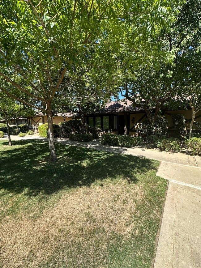 Photo - 5072 N Forkner Ave