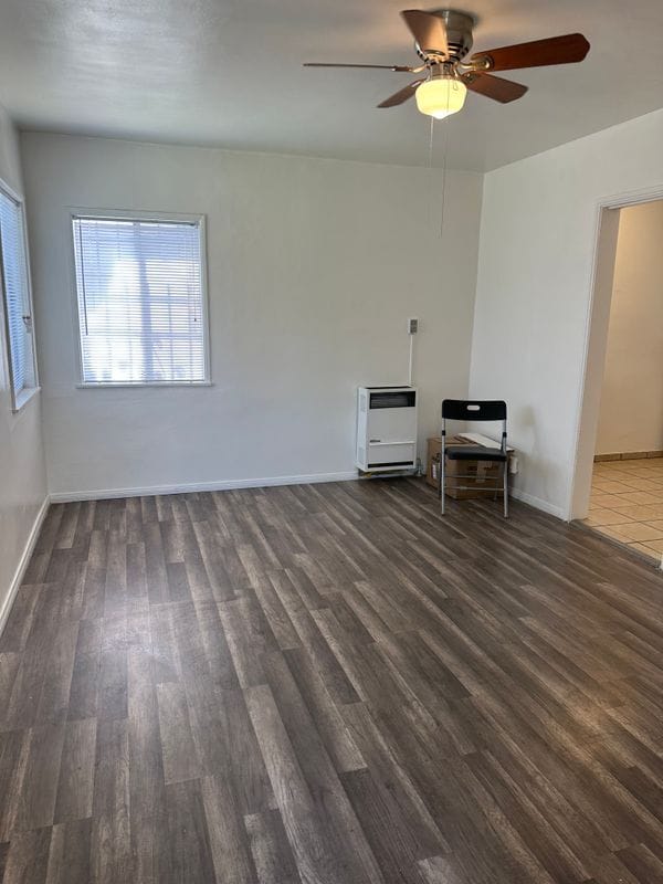 Photo - 934 1/2 West 71st Street