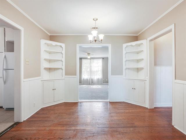 Photo - 806 Buckalew St