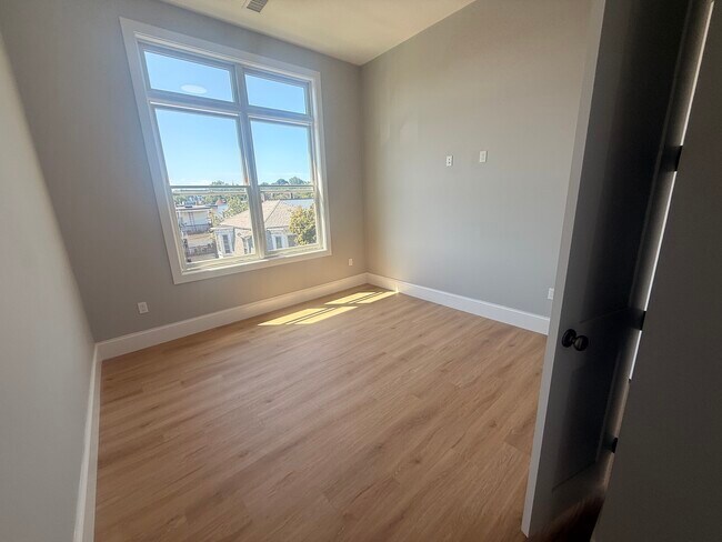 Photo - 7 Thornley St Unit 3
