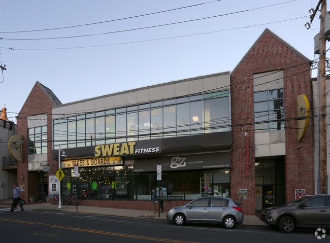 Photo - 4151-4159 Main St